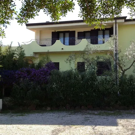 Appartamento La Pergola Cala Liberotto Exterior photo